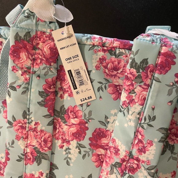 No Boundaries Floral Backpack - Picture 4 of 5